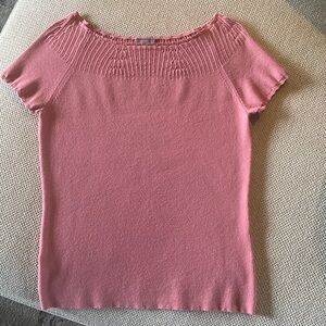 Ann Taylor shirt sleeve dusty pink rayon/nylon knit top. Medium